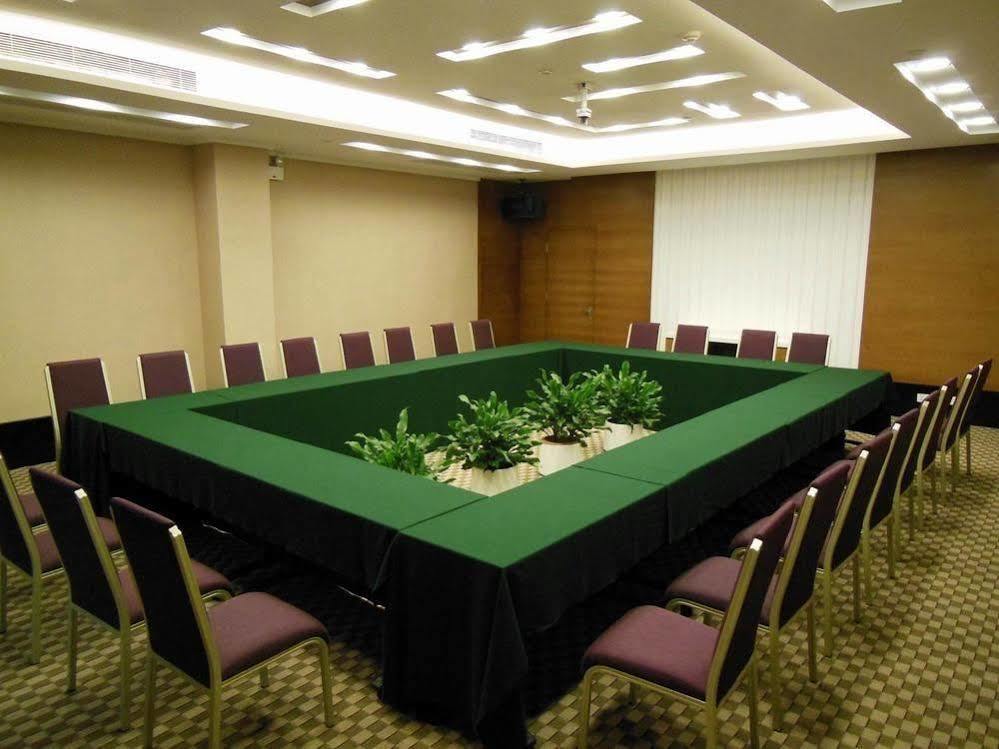 Fuhua Hotel Zhongshan  Exterior photo