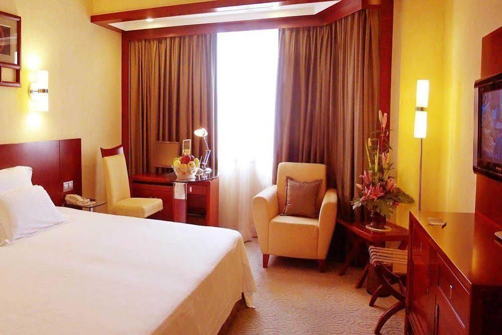 Fuhua Hotel Zhongshan  Exterior photo