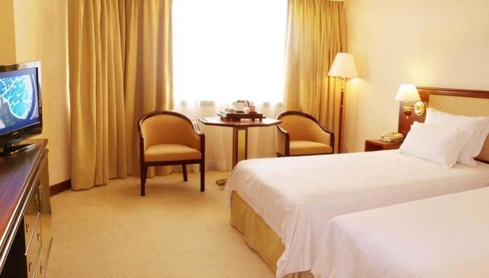 Fuhua Hotel Zhongshan  Exterior photo